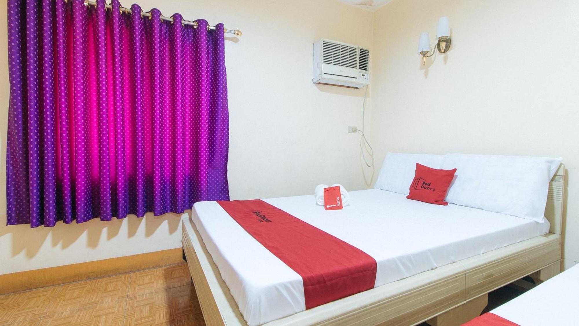 Reddoorz @ Golden Victory Hotel Mabalacat Pampanga Εξωτερικό φωτογραφία