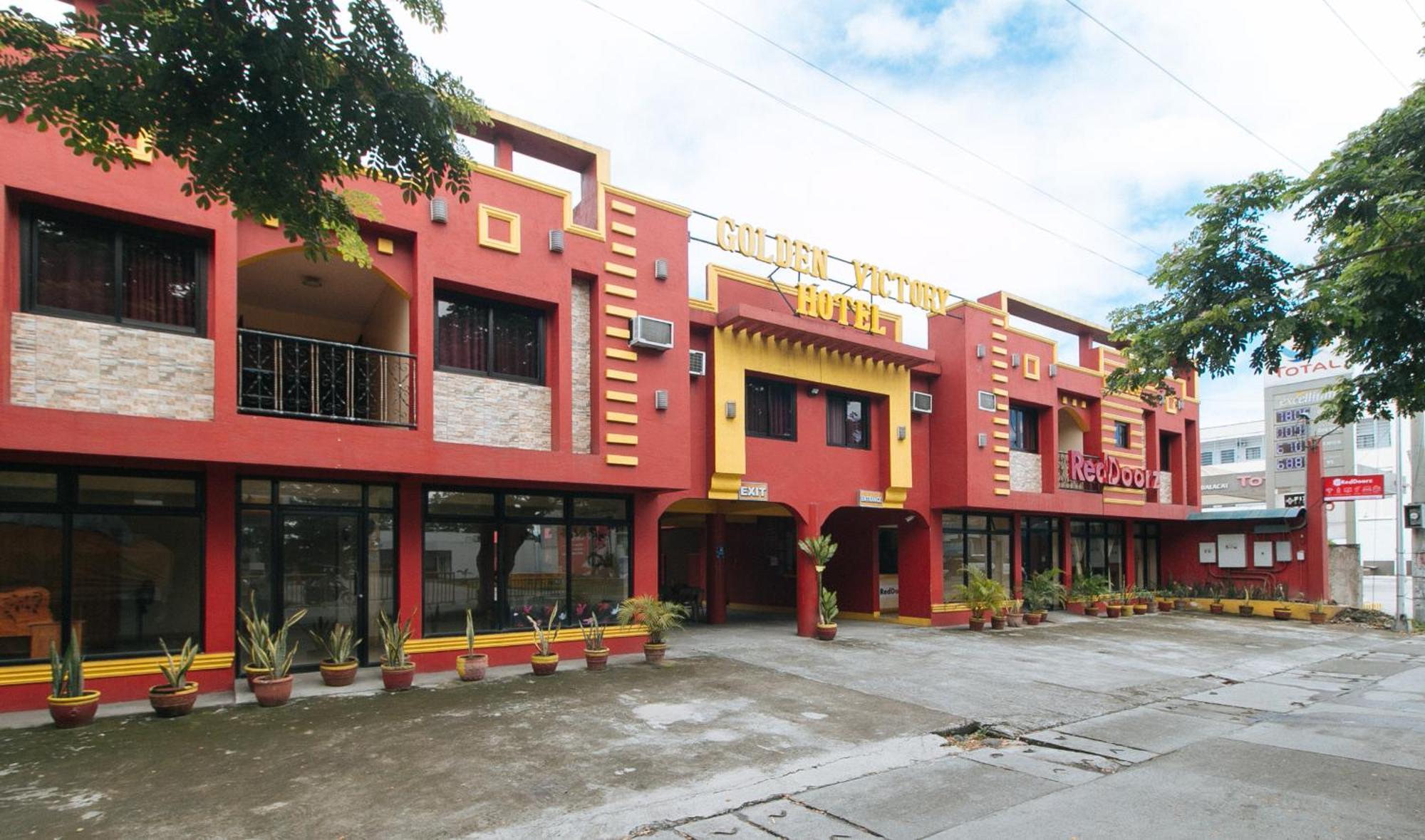 Reddoorz @ Golden Victory Hotel Mabalacat Pampanga Εξωτερικό φωτογραφία